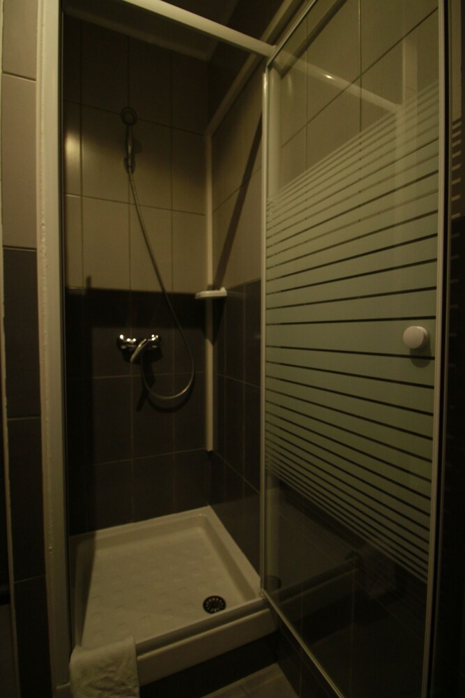 Hotel Moderne, Marseille Hotel Moderne, Marseille