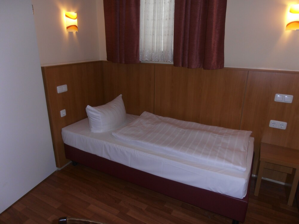 ALTAN Hotel, Hamburg ALTAN Hotel, Hamburg