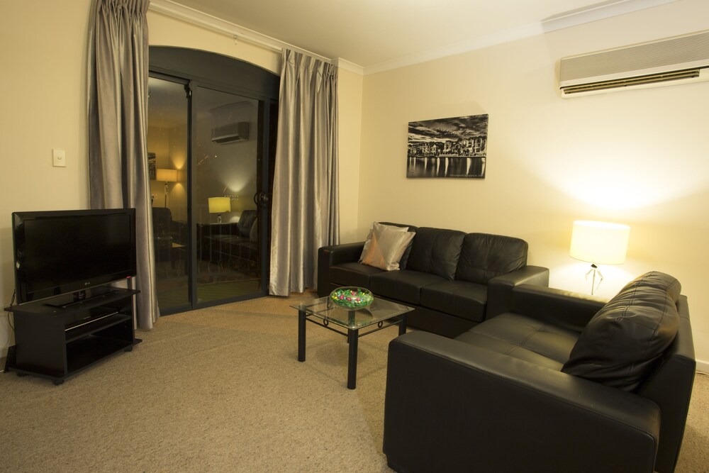 Regal Apartments, Perth Regal Apartments, Perth