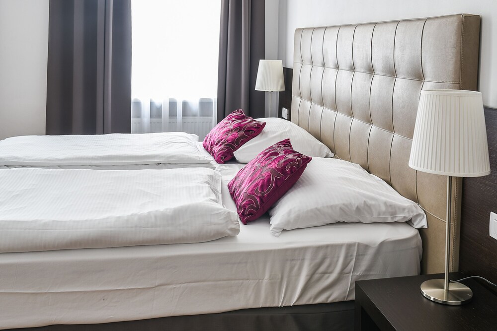 The Palace Suites and Apartments, Prague The Palace Suites and Apartments, Prague
