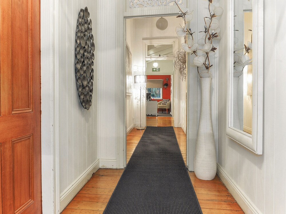 One Thornbury Boutique B&B, Brisbane One Thornbury Boutique B&B, Brisbane