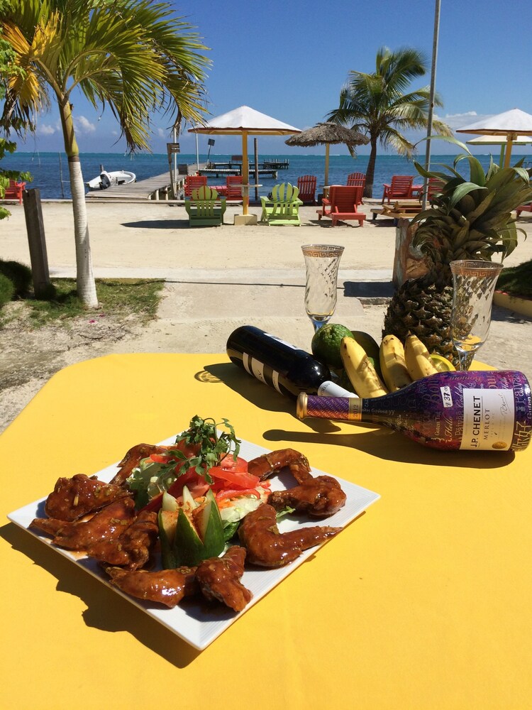 Tropical Paradise Hotel, Caye Caulker Tropical Paradise Hotel, Caye Caulker