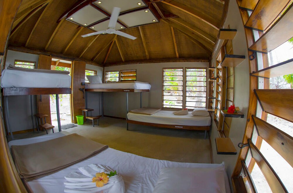 Barefoot Manta Island, Yasawa Islands Barefoot Manta Island, Yasawa Islands