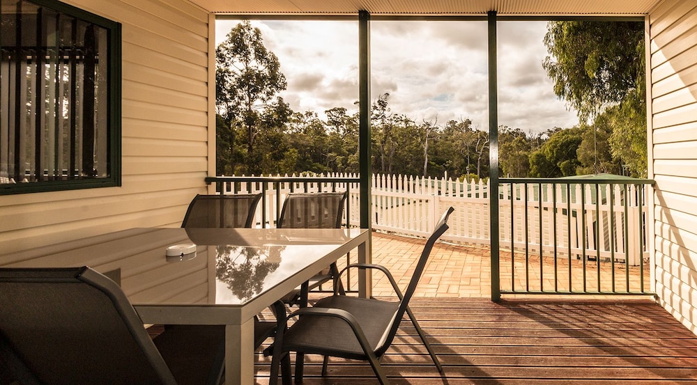 Riverview Tourist Park, Margaret River Riverview Tourist Park, Margaret River