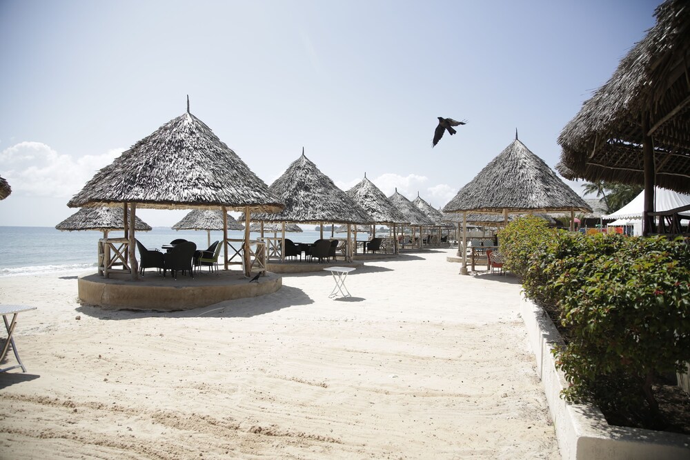 LandMark Mbezi Beach Resort, Dar-Es-Salaam LandMark Mbezi Beach Resort, Dar-Es-Salaam