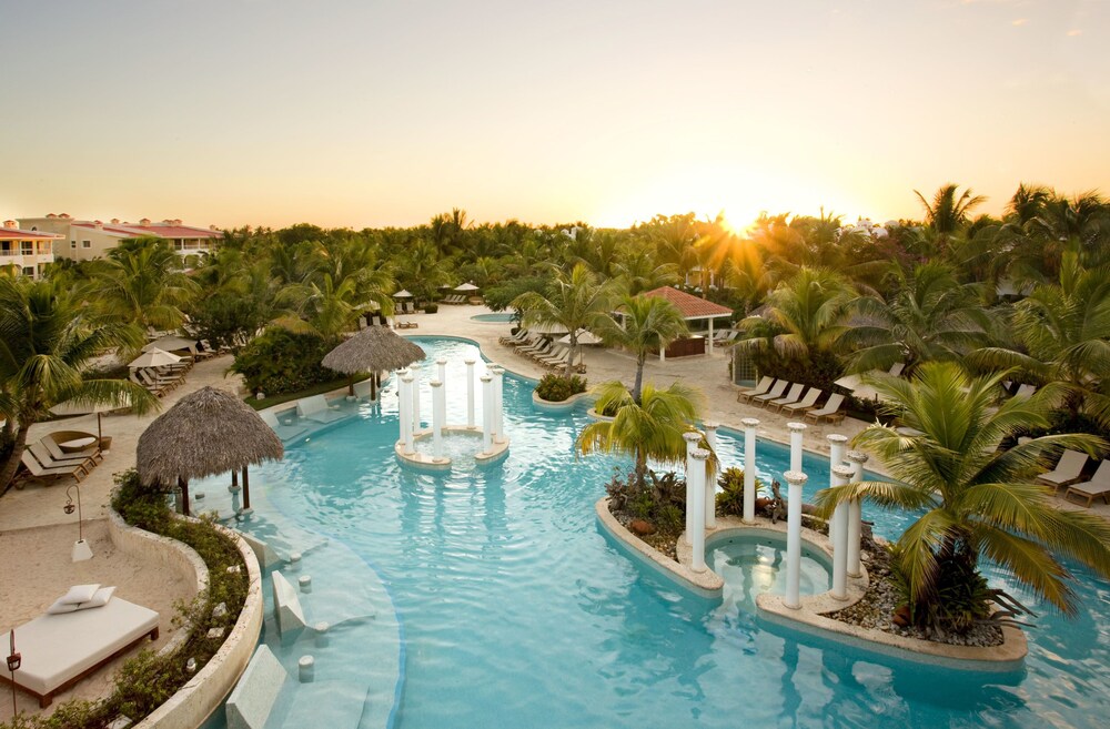 The Level at Meliá Caribe Tropical - All Inclusive, Punta Cana The Level at Meliá Caribe Tropical - All Inclusive, Punta Cana