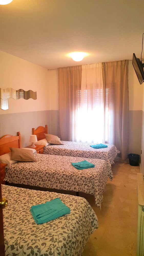Hostal El Peine, Madrid Hostal El Peine, Madrid