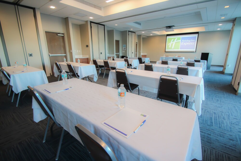 Holiday Inn Express & Suites Miami Airport East, Miami Holiday Inn Express & Suites Miami Airport East, Miami