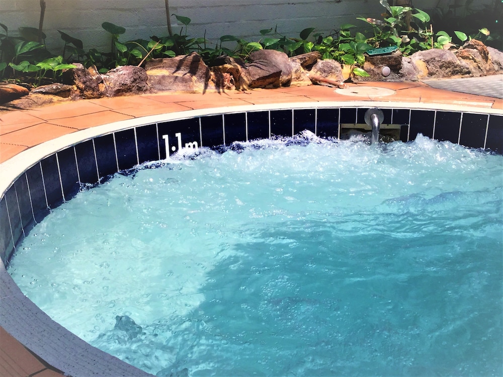 Atrium Resort Hotel, Mandurah Atrium Resort Hotel, Mandurah