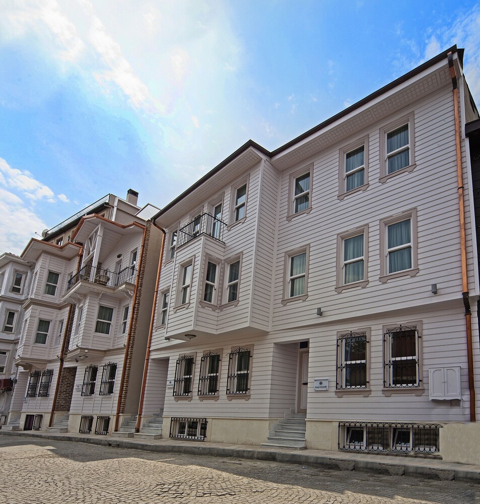 Azade Premier, Istanbul Azade Premier, Istanbul