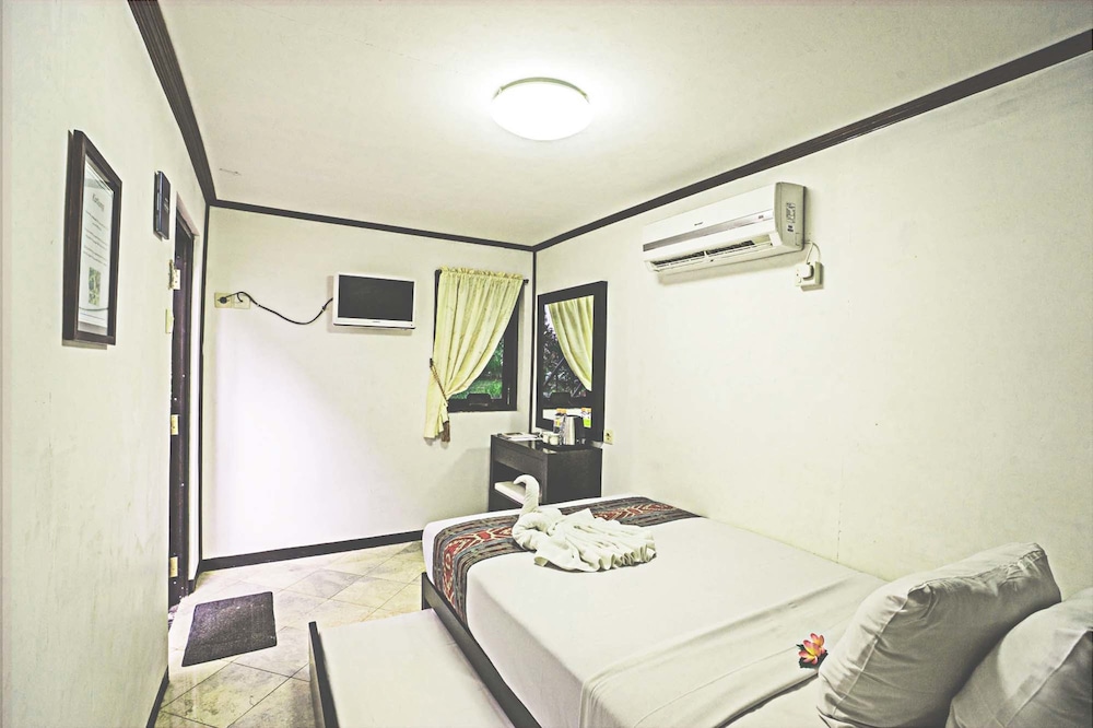 Royal Caravan Hotel & Outbound Royal Caravan Hotel & Outbound
