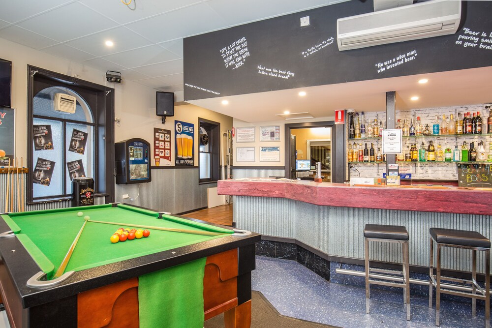 Federal Hotel, Mount Gambier Federal Hotel, Mount Gambier