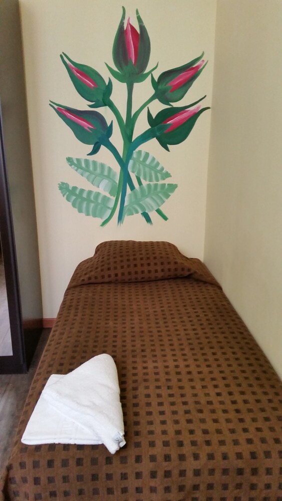 Evelia Hotels, Nice Evelia Hotels, Nice
