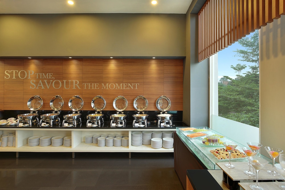 Kyriad Hotel Airport Jakarta, Tangerang Kyriad Hotel Airport Jakarta, Tangerang