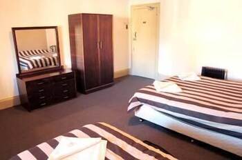 Hotel Metropolitan, Adelaide Hotel Metropolitan, Adelaide