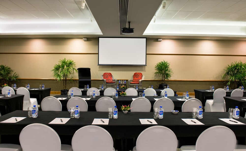 Grand Pacific Hotel, Suva Grand Pacific Hotel, Suva