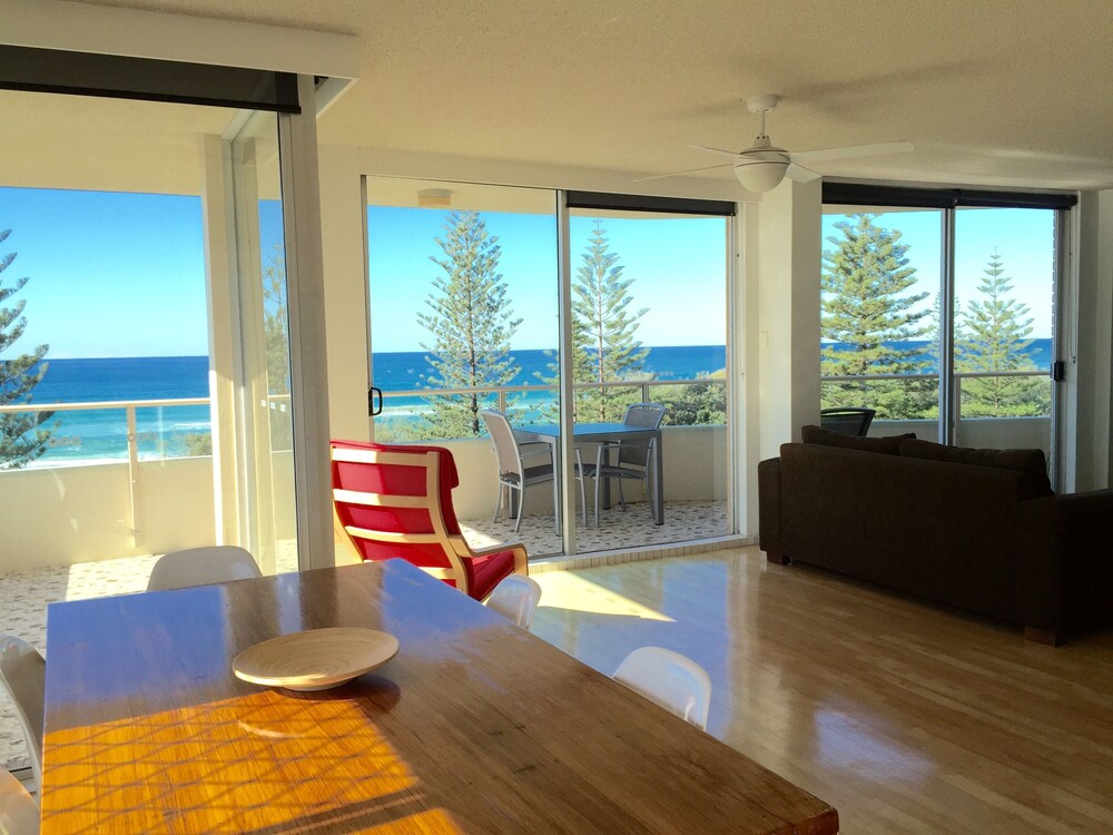 Wyuna Beachfront Holiday Apartments, Gold Coast Wyuna Beachfront Holiday Apartments, Gold Coast