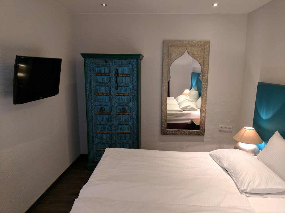 Hotel VIII Hotel VIII