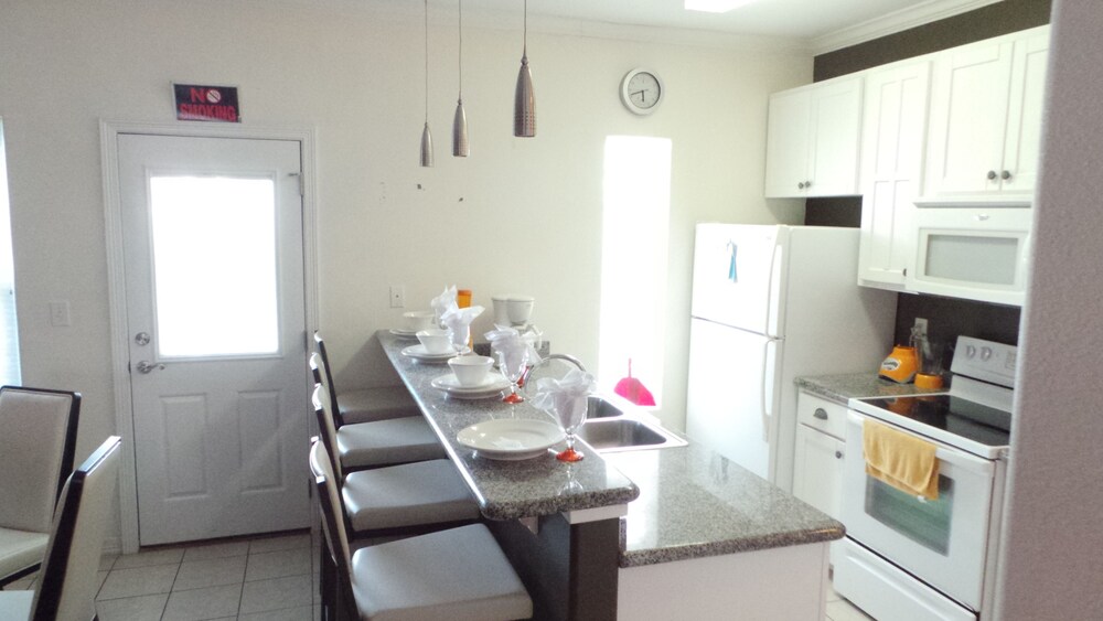 Los Cabos III Condominiums by Cheap Getaway, South Padre Island Los Cabos III Condominiums by Cheap Getaway, South Padre Island