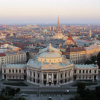 Vienna Private Day Tour from Budapest