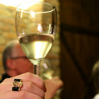 Small-Group Food & Wine Tour with Market Visit and Tastings