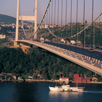 Bosphorus Cruise with Visit to Istanbul's Egyptian Spice Bazaar
