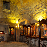 Underground Naples and Roman Theater Tour