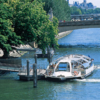 Batobus Paris Riverboat Shuttle Pass