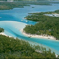 Full-Day Turquoise Cruise to Ile aux Cerfs Including Lunch