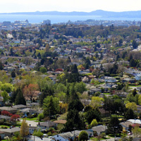 Deluxe Victoria City Excursion with Seasonal Hop-On Hop-Off Tour