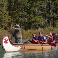 Voyager Canoe Tour in Banff National Park and Surrounding Area