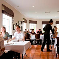 Roundtrip Helicopter Flight to Yarra Valley Plus Lunch at De Bortoli's Locale Restaurant