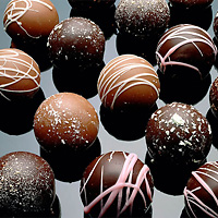 Small-Group Chocolate Walking Tour, with Tasting & Workshop