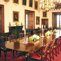 Malahide Castle and Coastal Tour