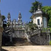 Full-Day Tour of Douro Valley with Lunch and Port Wine Tasting
