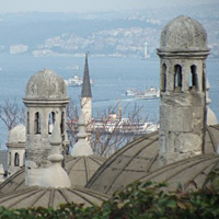 Small-Group Half-Day Walking Tour: Old and New Istanbul