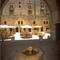 Guided Tour of Deir el Qamar Village and the Beiteddine Palace with Lunch