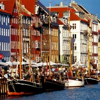 Panoramic City Tour with Harbour Cruise or Admission to Tivoli Gardens