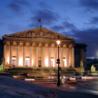 Paris by Night: Seine River Cruise and Illuminations Tour