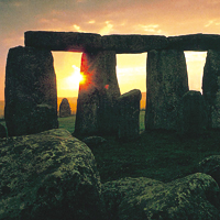Vintage Red Bus Tour of London with Stonehenge Visit