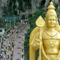 Batu Caves and Handicraft Tour (Half-Day)