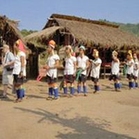 Full Day Private Golden Long Neck Tribe and Silver Cave Tour