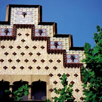 Walking Tour of the Modernist District