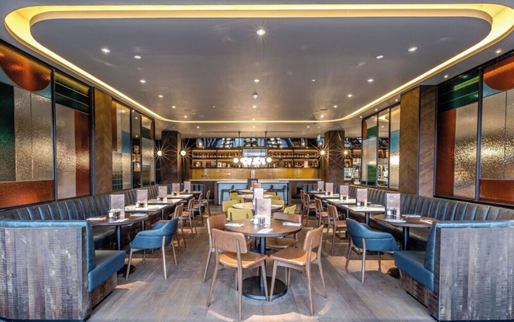 The Bryson Hotel London Inr 2994 Off 9 6 7 1 Best Offers On Crowne Plaza London Kings Cross