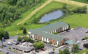 コンフォート イン ラシーン