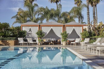 Four Seasons Los Angeles at Beverly Hills Four Seasons Los Angeles at Beverly Hills