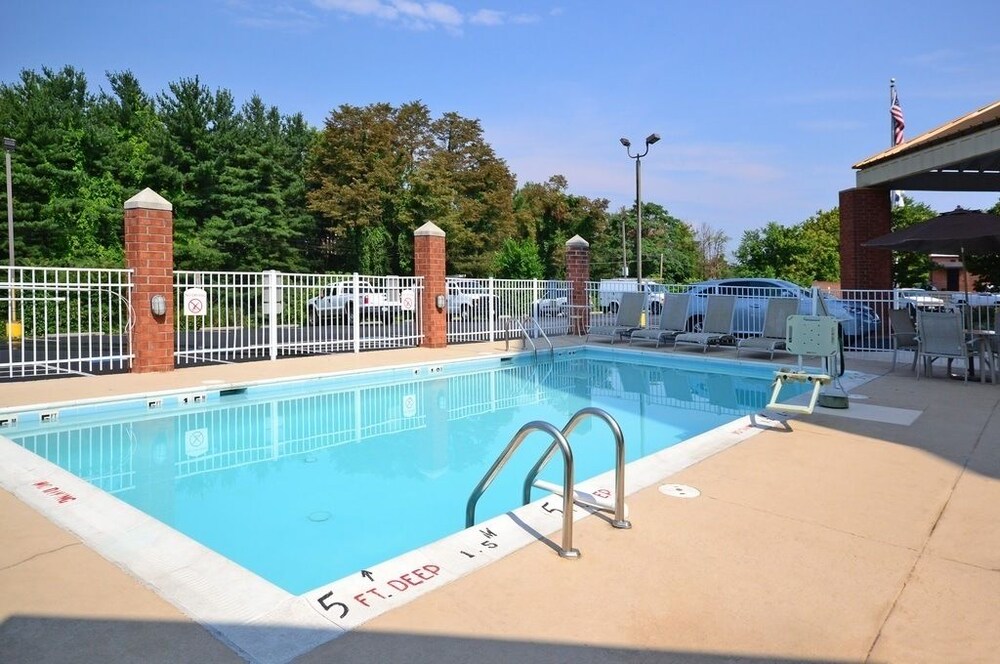Hotels In Staunton Book Hotels In Staunton Get Upto 60 Off On