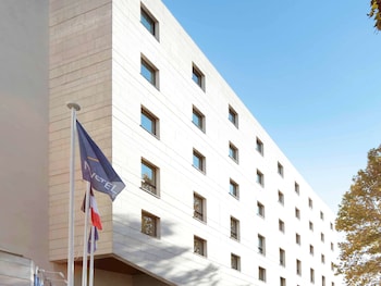 tarifs reservation hotels Novotel Atria Nimes Centre
