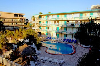 Seaside Inn & Suites in Clearwater Beach, Florida
