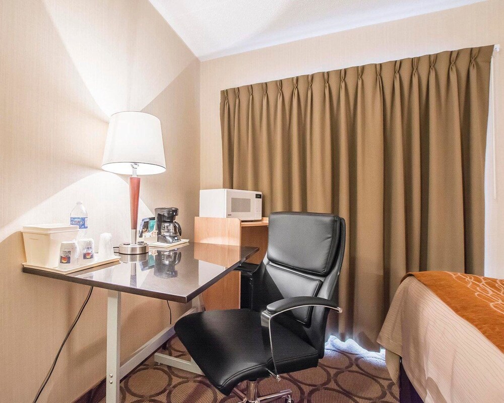 Comfort Inn Rimouski Hotel Details Page Makemytrip Com
